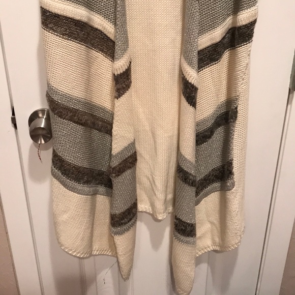 Chico’s striped wrap - Picture 3 of 4